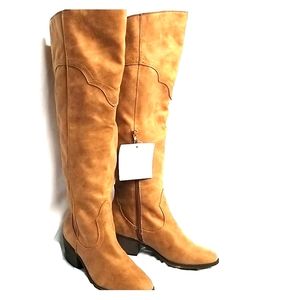NWT Tan Side Zip Boots